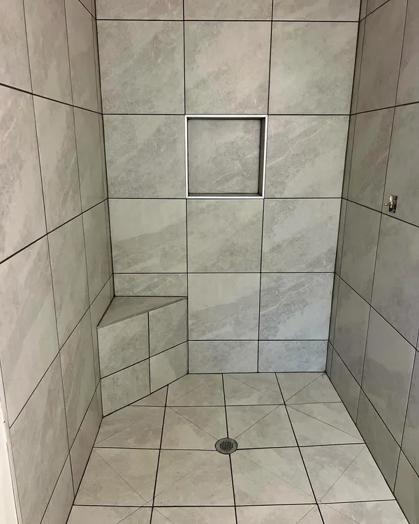 New vanity and mirror setup