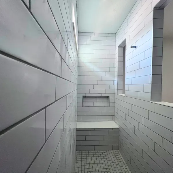 Textured wall application